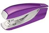 Hålslag- & Häftmaskiner - Leitz Häftapparat  WOW 5502 Metall 30 ark Lila - 55021062