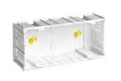 Brickor, busskärror och fästen - Hager Junction box tripel opus - SO3-BR/GUL FOD