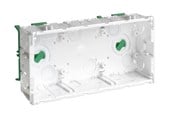 Brickor, busskärror och fästen - Hager Junction box clicline tripel br - 104F 1113