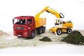 Leksaksbil - Bruder MAN TGA Bygglastbil och Liebherr grävmaskin leksak - 02751