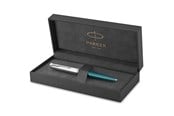 Skriv- och ritverktyg - Parker 51 kulspetspenna | Turkosblå cylinder med kromdetaljer | Svart bläckpatron med medium spets | Presentförpackning - 2123508