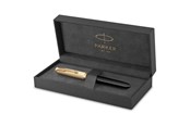 Skriv- och ritverktyg - Parker 51 reservoarpenna | Deluxe Svart Cylinder med Gulddetaljer | Fin 18K guldspett med svart bläckpatron | Presentförpackning - 2123511