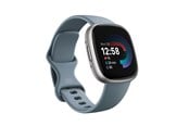Pulsmätare & Stegräknare - Fitbit Versa 4 Waterfall Blue/Platinum - FB523SRAG