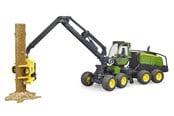 Leksaksbil - Bruder John Deere Harvester 1270 G with trunk - BR2135