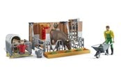 Leksaksbil - Bruder Bworld Cow and Calf barn with farmer - BR62611