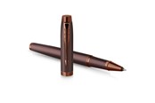 Skriv- och ritverktyg - Parker IM Monokrom Rollerball Pen | Vinröd finish och trim | Fina punkt | Svart bläck | Presentlåda - 2190513