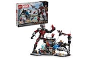 LEGO® - LEGO Super Heroes 76314 Captain America: Civil War actionstrid - 76314