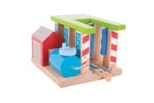 Träleksaker - Bigjigs Wooden Rails - Car Wash for Trains - BJT250