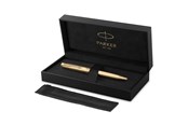 Skriv- och ritverktyg - Parker Sonnet Ciselé Special Edition Ballpoint gold Finish Cap .Barrel and Trims  Medium Black Ink - 2209267
