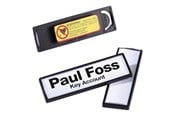Konferens & Presentation - DURABLE Namnskylt med magnet. Färgad ram med rundade hörn. - 813201