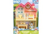 Docka, bamse och tillbehör - Moose Toys Bluey Mini Playhouse with Furniture and Figure - MS17614