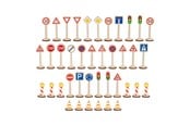 Träleksaker - Goki Wooden Traffic Sign Set - 40pcs. - 53761