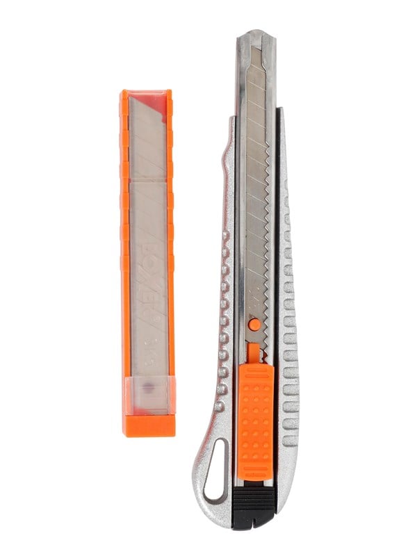 Boxer Hobbykniv 9 mm inkl. 10 extra knivblad