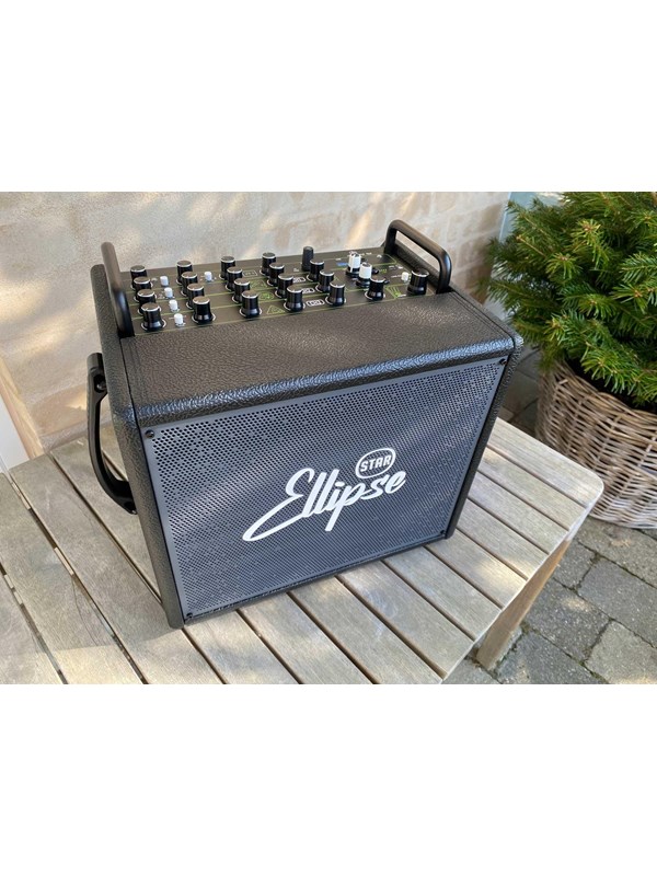 Acemic Ellipse Q2 - Batteridriven instrumentförstärkare - 240W