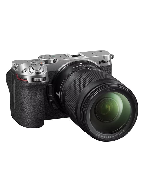 Nikon Z5IIC Silver + 24-200mm f/4-6.3 VR