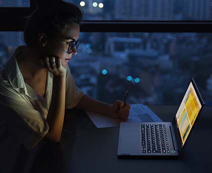  ThinkBook-computere har to-skærms-enheder