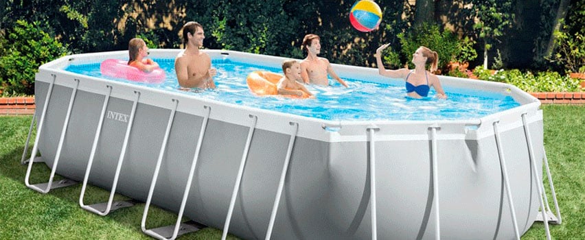 Pool eller badbassäng?